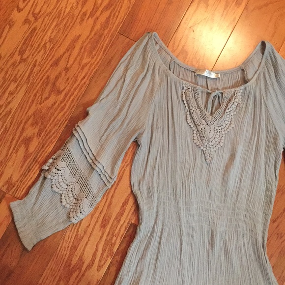 Solitaire , Cold shoulder shirt, gauzy material, L - Picture 4 of 7